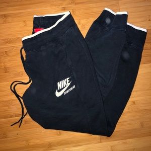 NIKE BLACK AND WHITE TRIMMED SWEATPANTS
